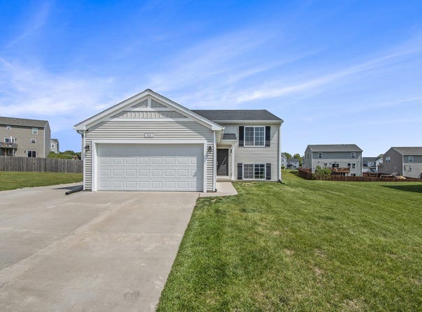 834 Misty Ridge Drive, Middleville, MI 49333