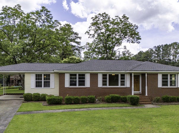 101 S Lakeshore, Carrollton, GA 30117
