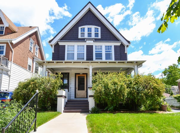 2912 N Murray Ave, Milwaukee, WI 53211