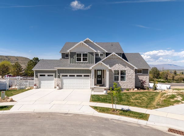 686 W EAGLECREST Cir, Elk Ridge, UT 84651