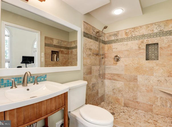 11501 SKIPWITH LANE, POTOMAC, MD 20854
