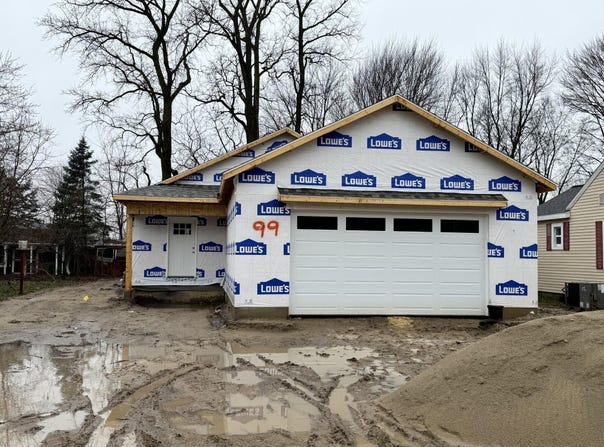 99 River Street, Coopersville, MI 49404