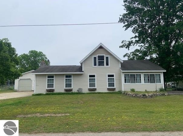 206 N Maple, Bellaire, MI 49615