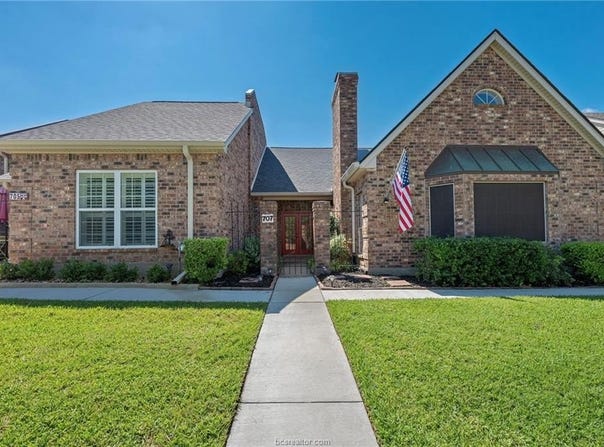 707 Walker Street, Bryan, TX 77802