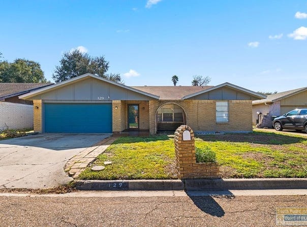 129 Spencer Ct., Harlingen, TX 78550