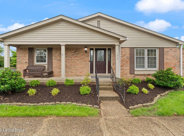 1212 Inverary Ct, Louisville, KY 40222