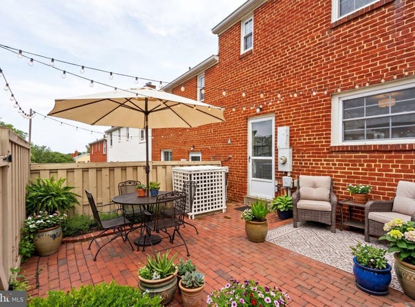 2306 N DEARING Street, ALEXANDRIA, VA 22302