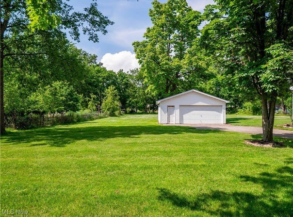 116 SPRAGUE ROAD, BEREA, OH 44017