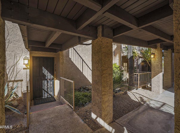 7402 E CAREFREE Drive, Carefree, AZ 85377