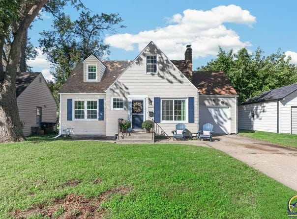 811 SW Randolph AVE, Topeka, KS 66606