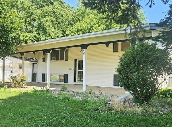 140 Pierce St, Barnum, IA 50518