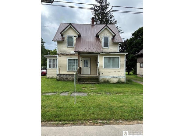 70 E Hanover Street, Wellsville, NY 14895