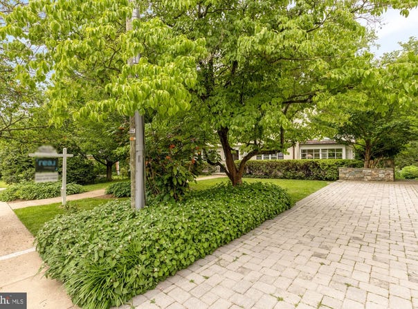 4320 LORCOM LANE, ARLINGTON, VA 22207