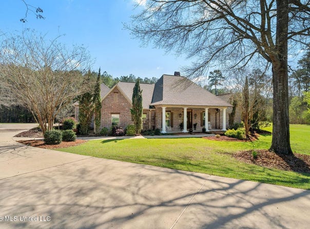 73 Eola Trail, Brookhaven, MS 39601