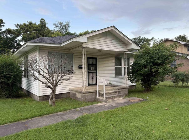 2108 W 15th Ave, Pine Bluff, AR 71603