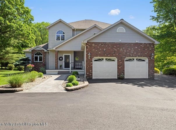 26 Brouck Ferris Boulevard, New Paltz, NY 12561