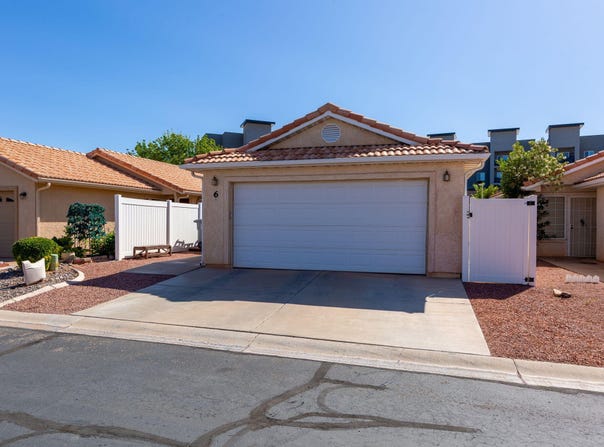 1360 E Telegraph St, Washington, UT 84780