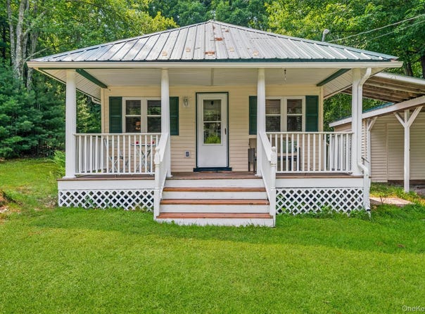 223 Yulan-Barryville Road, Barryville, NY 12719