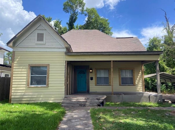1202 Pine Avenue, Orange, TX 77630