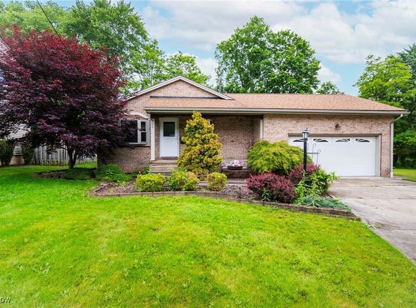 2450 VENLOE DRIVE, POLAND, OH 44514