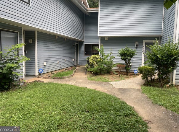 8596 Creekwood, Jonesboro, GA 30238