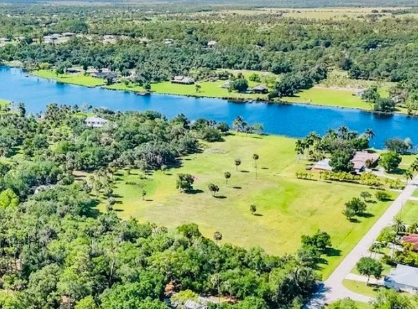 1912 Mitchell Avenue, Alva, FL 33920