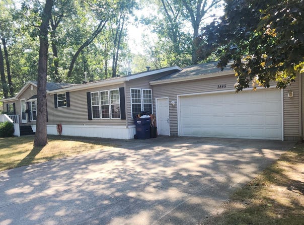 3885 Victorian Lane, Muskegon, MI 49442