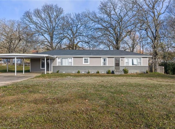 32702 Highway 22, Charleston, AR 72933