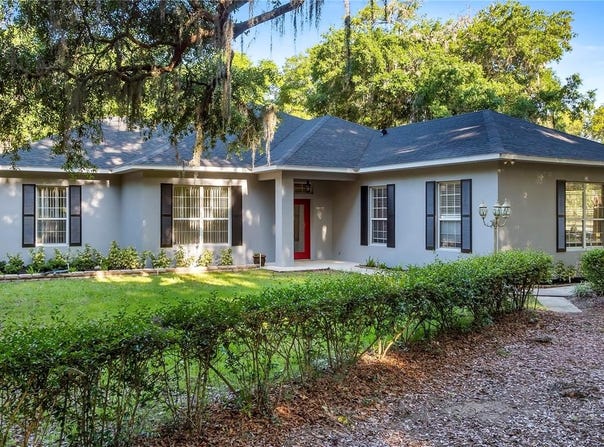 23321 N BUCKHILL ROAD, HOWEY IN THE HILLS, FL 34737