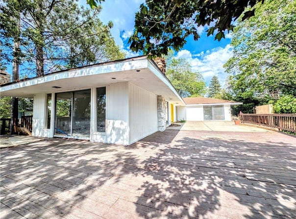485 State Hwy 173, Lake Arrowhead, CA 92352