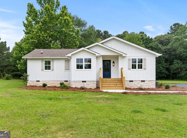 134 Mathews, Milner, GA 30257