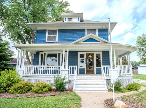 432 BROADWAY Street, CARSON, IA 51525