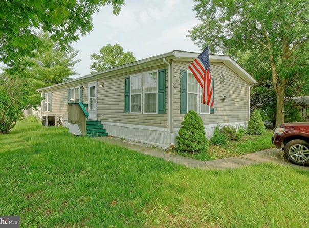 70 HAZELTOP DRIVE, SICKLERVILLE, NJ 08081