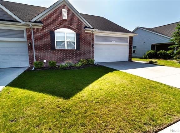 1408 Lincoln Street, Lapeer, MI 48446