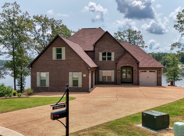 58 Hunters Cove, Huntingdon, TN 38344