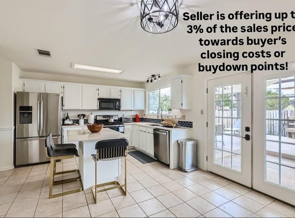 500 Hawthorne LN, Round Rock, TX 78664