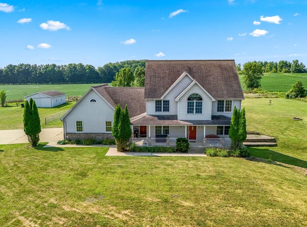 6207 Mauck Road, Hillsdale, MI 49242