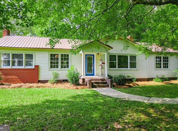 853 Tyus Veal Road, Bowdon, GA 30108