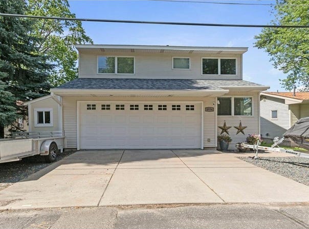 4936 210th Street N, Forest Lake, MN 55025