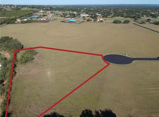 1900 Cisco Dr, Spicewood, TX 78669