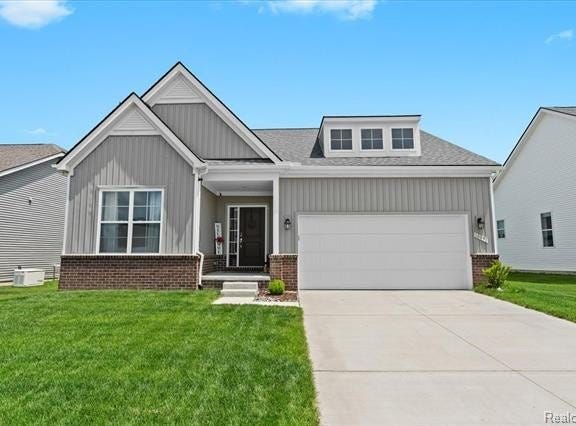 10091 Kylie Drive, Brighton, MI 48116