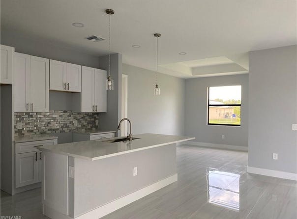 3303 16th St SW, LEHIGH ACRES, FL 33976