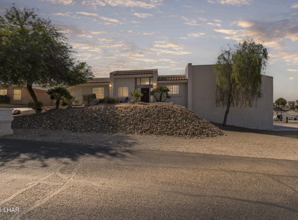 3002 Maracaibo Ct, Lake Havasu City, AZ 86404