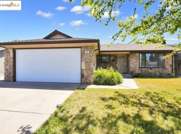 400 Rainier Dr, Lodi, CA 95242