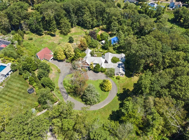 37 Green Acre Lane, Westport, CT 06880