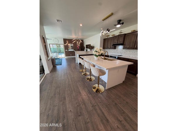 1507 E Apollo Road, Phoenix, AZ 85042