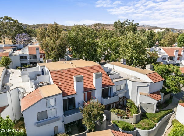 1190 Tivoli Lane, Simi Valley, CA 93065