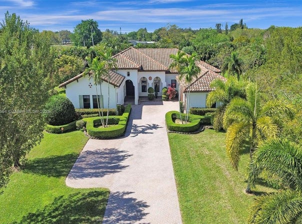 4455 Parkside Rd, Davie, FL 33328