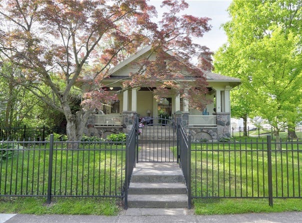 365 Washington Street, Geneva City, NY 14456