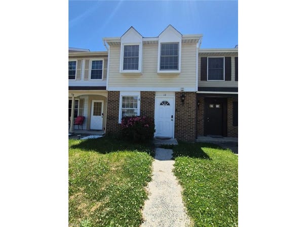 10 Christine Court, Hampton, VA 23666